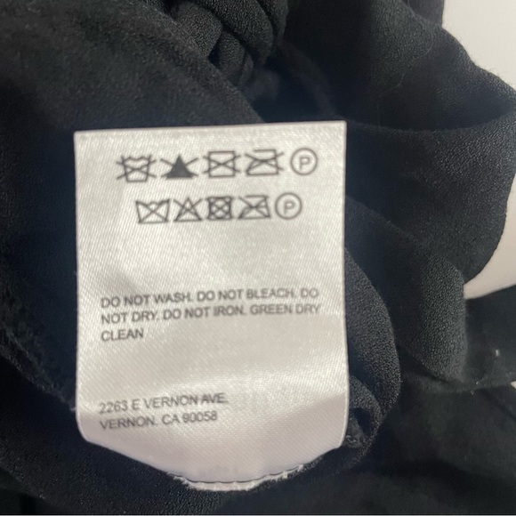 Reformation black full wrap skirt solid black 20142 - Picture 7 of 8